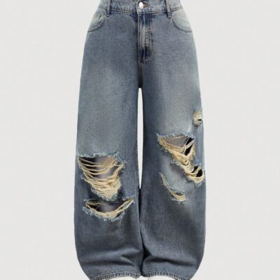 SHEIN MOD Plus Size Women Casual Loose Flare Leg Distressed Denim Jeans, Blue